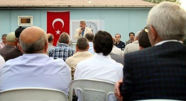 Başkan Karaosmanoğlu, Başiskele Erzurumlular Derneği’ni Ziyaret Etti