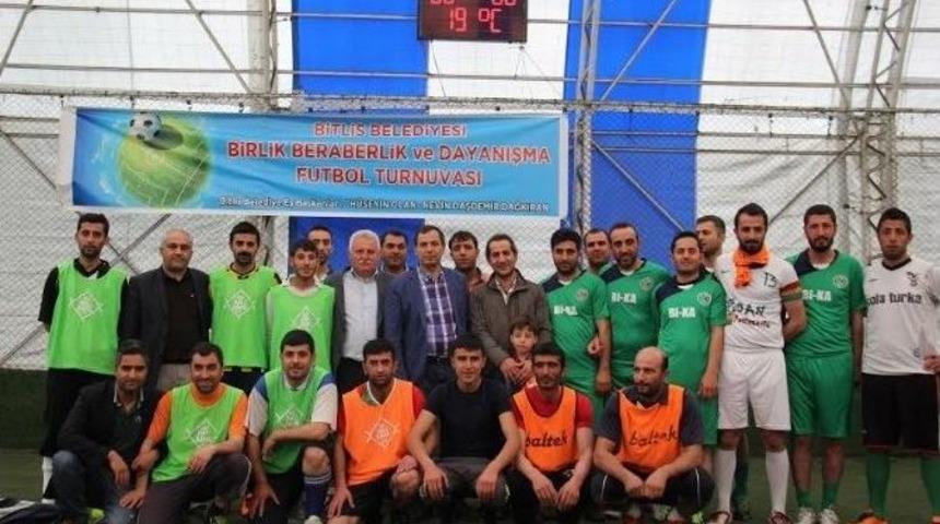 Bitlis Belediyesi&rsquo;nden Halı Saha Turnuvası