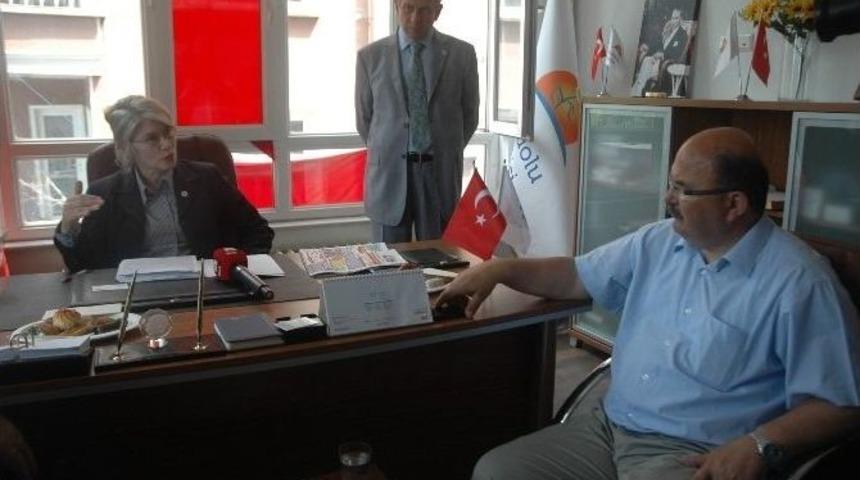 Emine Ülker Tarhan, ‘agazete’ Ailesiyle İle Kahvaltıda Buluştu