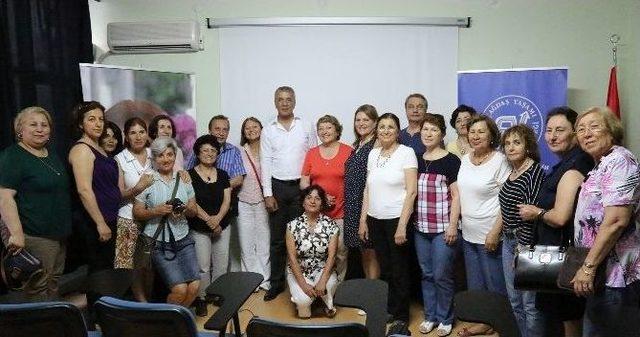 Başkan Tarhan, Belediyecilik Deneyimini Anlattı