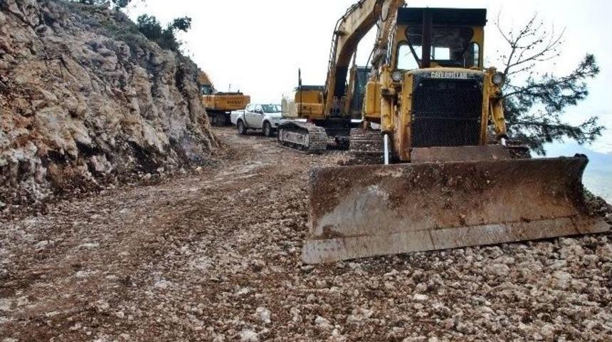 Yatık Ardı&ccedil;&rsquo;ın Yol &Ccedil;ilesi Bitiyor