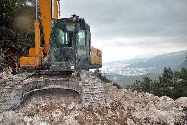 Yatık Ardıç’ın Yol Çilesi Bitiyor