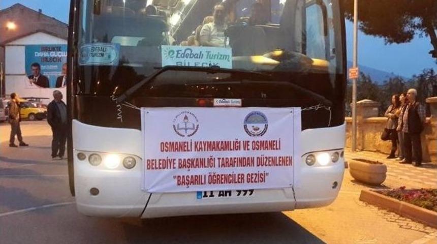 Osmaneli&rsquo;de Başarılı &Ouml;ğrenciler İstanbul Gezisiyle &Ouml;d&uuml;llendirildi