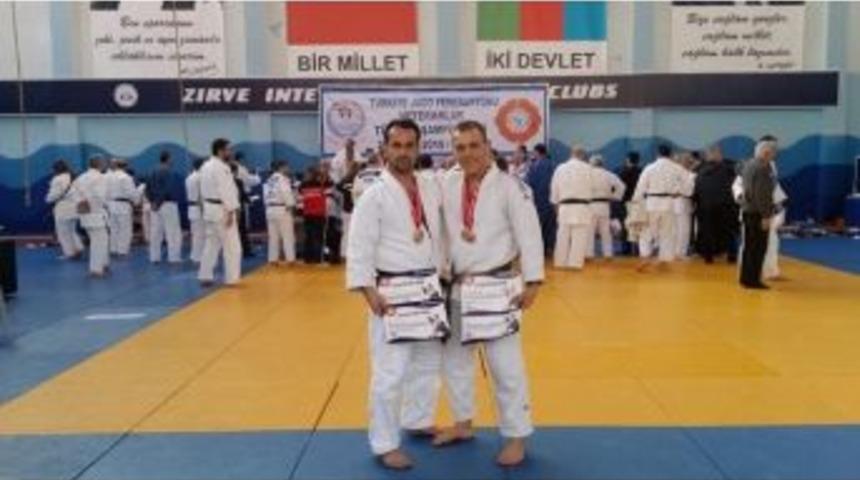 Veteranlar Macaristan&rsquo;da Ter D&ouml;kecek