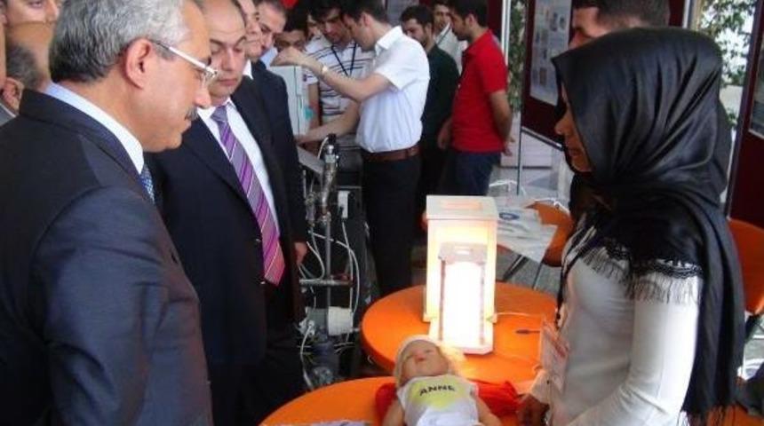 &Uuml;niversitelilerin Projeleri, Iş D&uuml;nyasıyla Buluştu