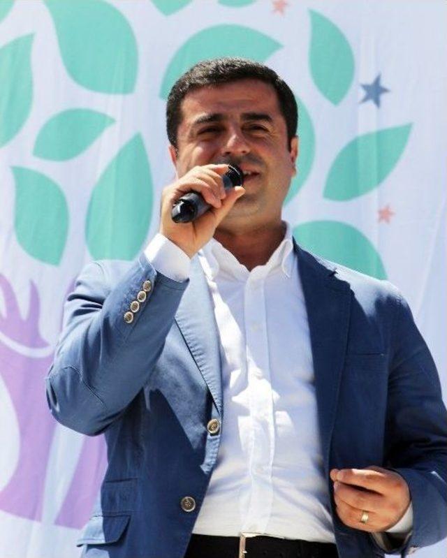 Demirtaş: “hdp Bir Robin Hood Hareketidir”