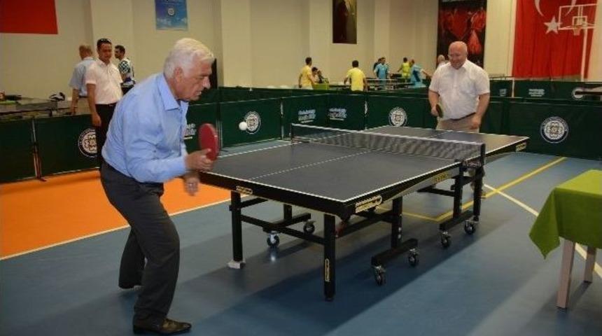 B&uuml;y&uuml;kşehir Belediyesi Masa Tenisi Turnuvası