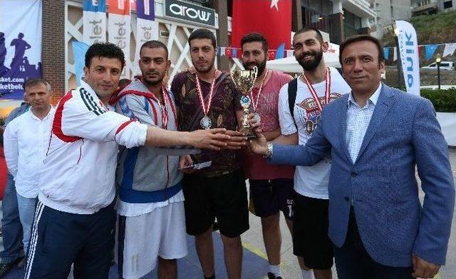 Sokak Basketbolu Sona Erdi