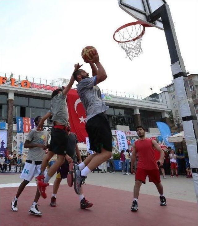 Sokak Basketbolu Sona Erdi