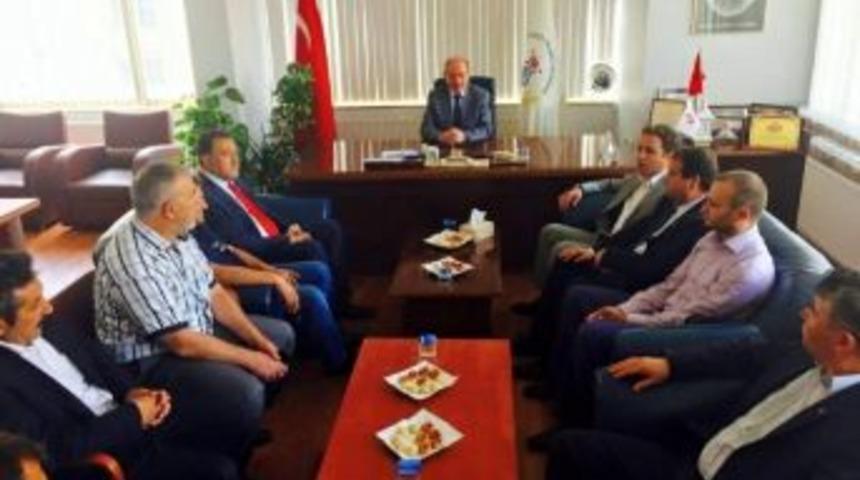 Ş&uuml;kr&uuml; Nazlı Ve İshak Gazel K&uuml;tbo&rsquo;da