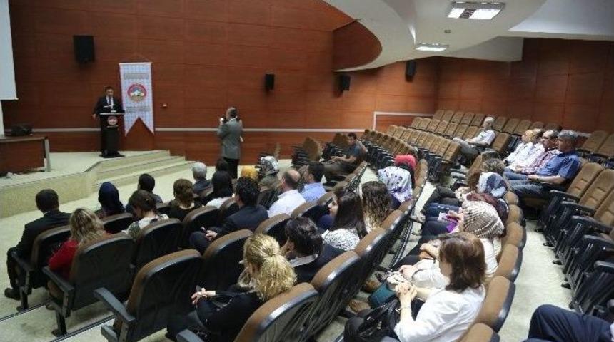 Valilikten &ldquo;bilin&ccedil;li Aile, Başarılı &Ouml;ğrenci&rdquo; Eğitimi