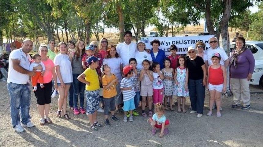 Renkli U&ccedil;urtmalar Fo&ccedil;a Semalarında