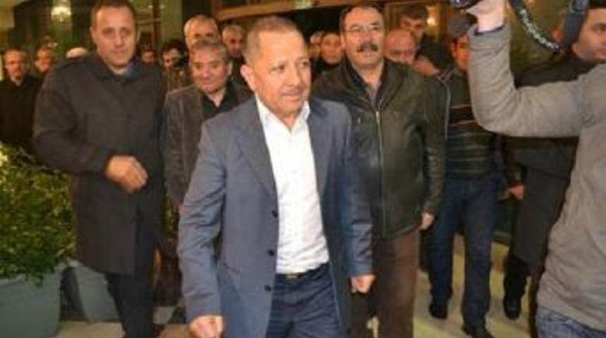 Konya'da 'paralel Yapı' Operasyonunda 5 Tutuklama (2)