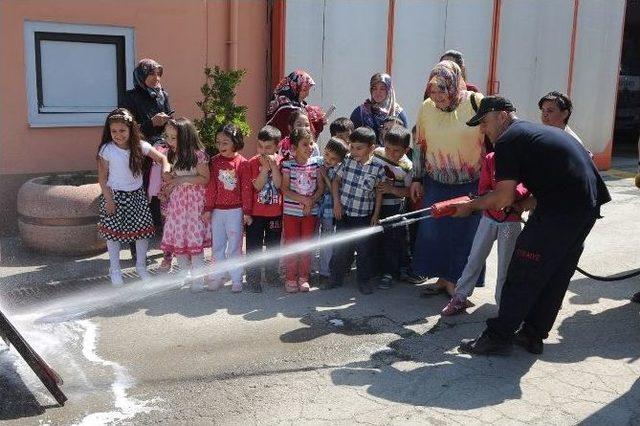 Anaokulu Öğrencilerine Yangın Eğitimi