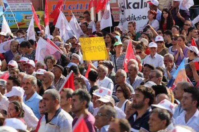 Kılıçdaroğlu: Davutoğlu Erdoğan Için, Kılıçdaroğlu Halk Için Çalışır