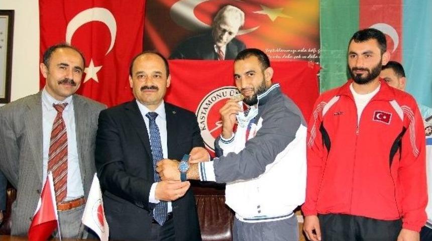 Eldar Elizade, Avrupa Şampiyonu Oldu