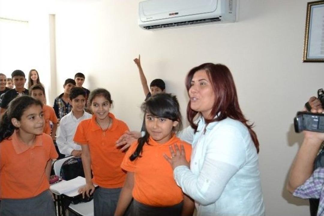 &Ccedil;er&ccedil;ioğlu, Nazilli K&uuml;lt&uuml;r Merkezi&rsquo;nin Kurdelesini Kesti