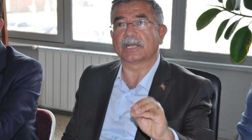 Bakan Yılmaz, Engellilere Ak&uuml;l&uuml; Ara&ccedil; Dağıttı (2)
