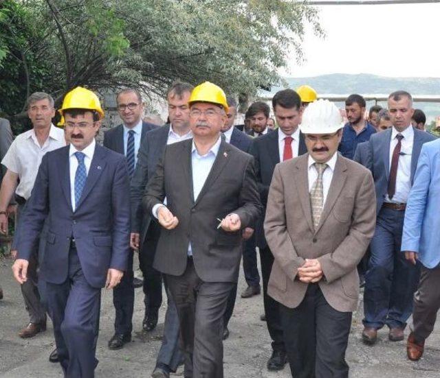 Bakan Yılmaz, Engellilere Akülü Araç Dağıttı (2)