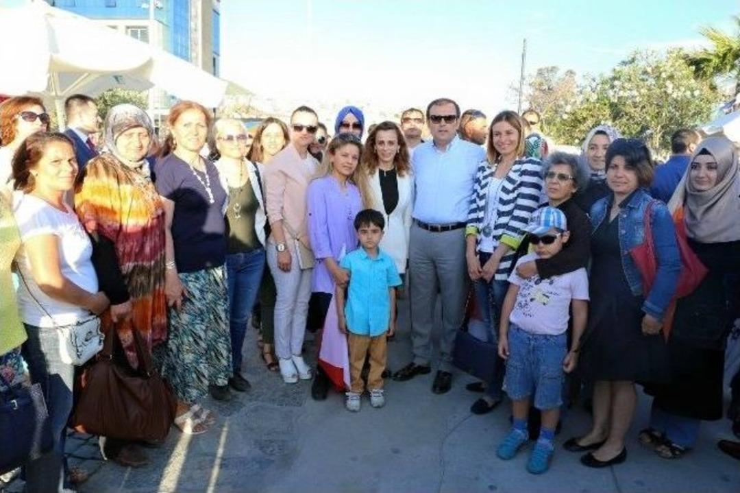 Ak Parti Grup Başkanvekili &Uuml;nal Kuşadası&rsquo;nda