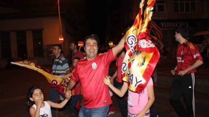 Aydın&rsquo;da Galatasaraylıların Şampiyonluk Coşkusu