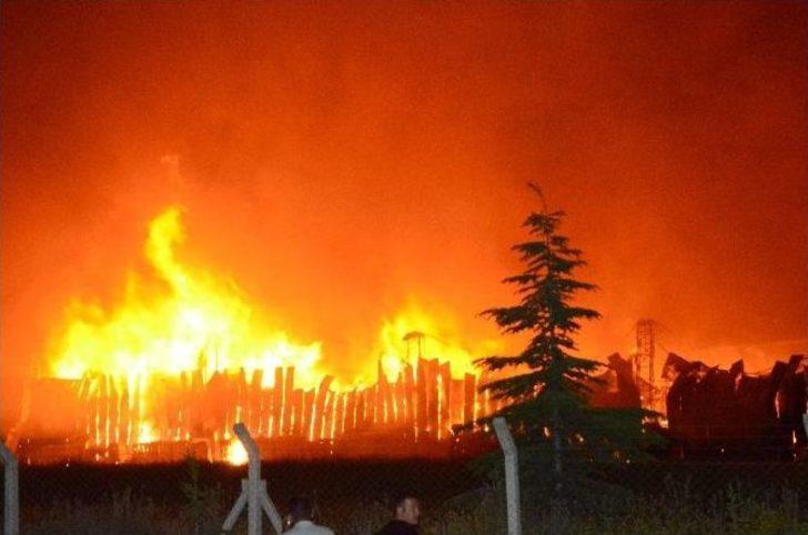 Cam Fabrikasında Büyük Yangın G1