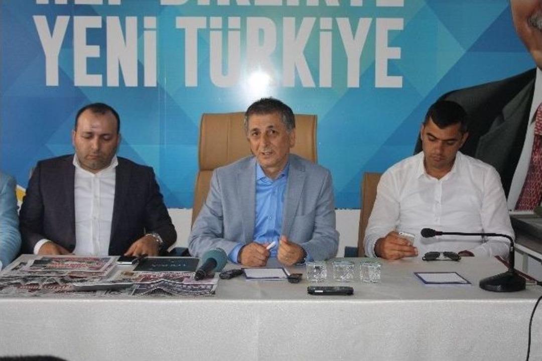 Ak Partili &Ouml;v&uuml;r: &ldquo;hdp Kendi Vesayet Sitemine Meydan Okuyamıyor&rdquo;