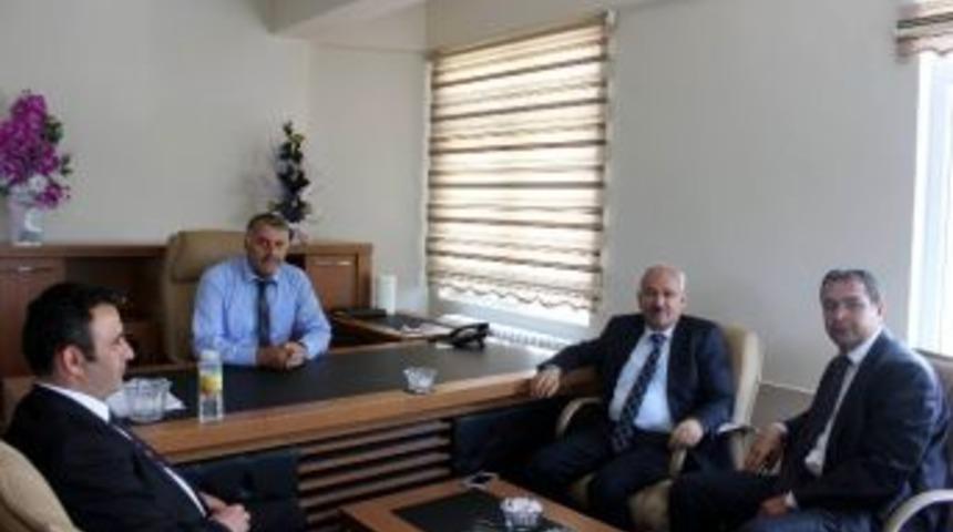 Yılmaz Pancar Ekicileri Kooperatifini Ziyaret Etti