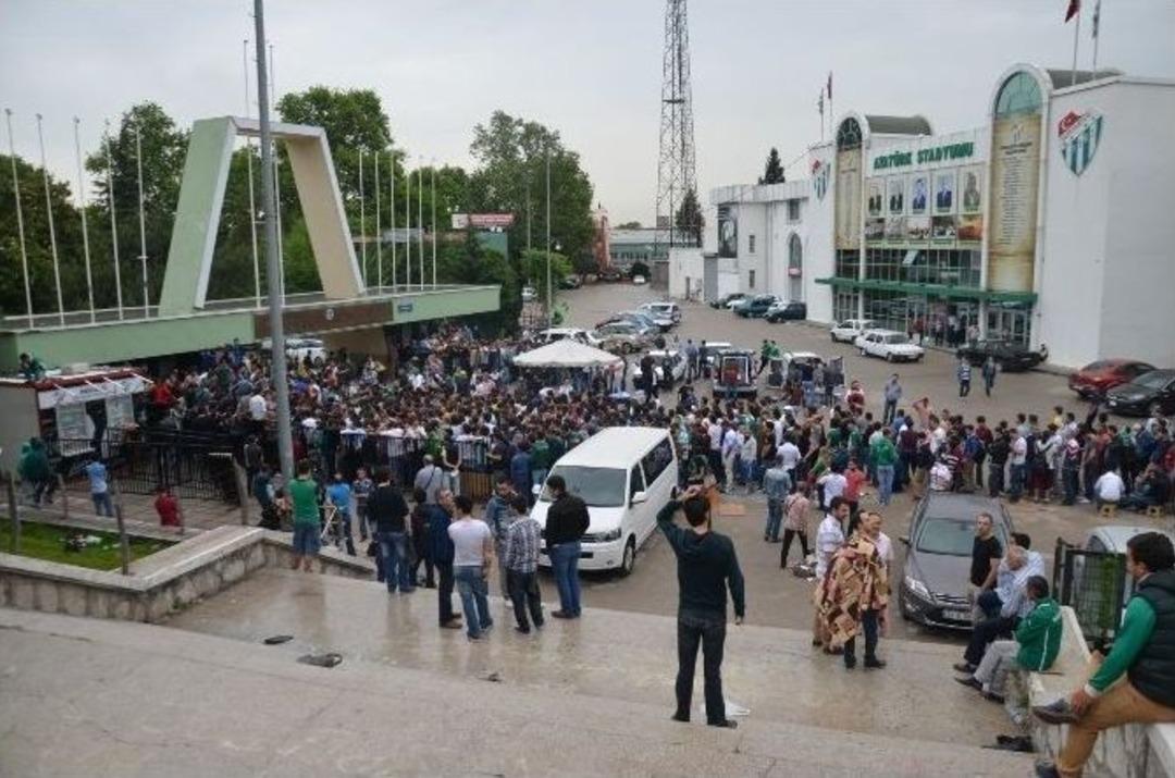 Bursa&rsquo;da Kupa Finali İzdihamı