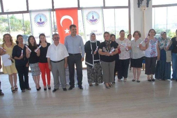 Doğuştan Elleri Bulunmayan Kader’in Eserleri Göz Kamaştırdı G1