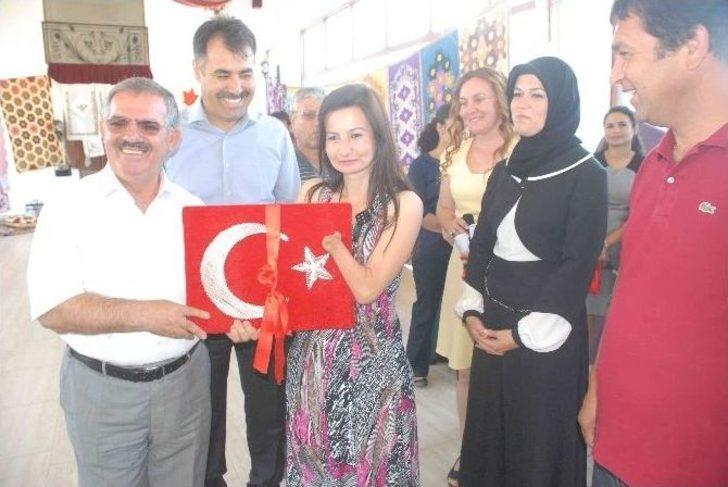 Doğuştan Elleri Bulunmayan Kader’in Eserleri Göz Kamaştırdı G4