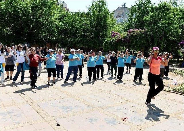 Önce Spor, Sonra Park Temizliği