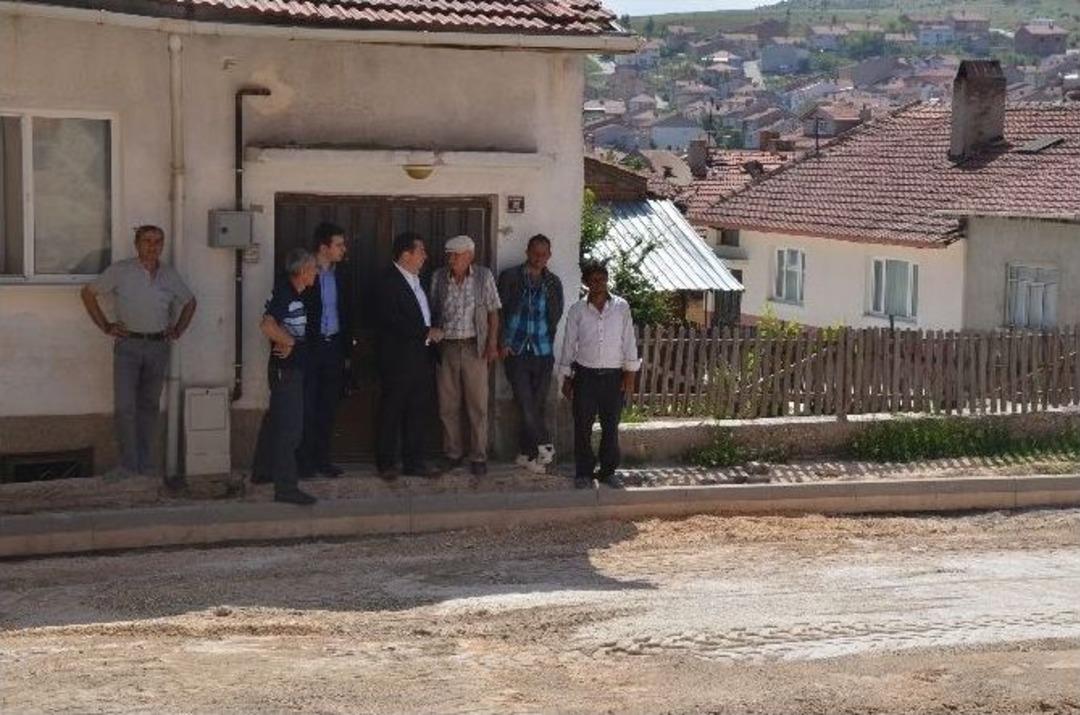 Başkan Bakıcı, Yediler Mahallesi&rsquo;ndeki Yol Ve Kaldırım Yenileme &Ccedil;alışmalarını Yerinde İnceledi