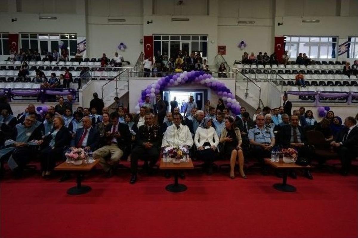 Be&uuml;&rsquo;n&uuml;n &Ouml;zel &Ouml;ğrencileri Kep Attı