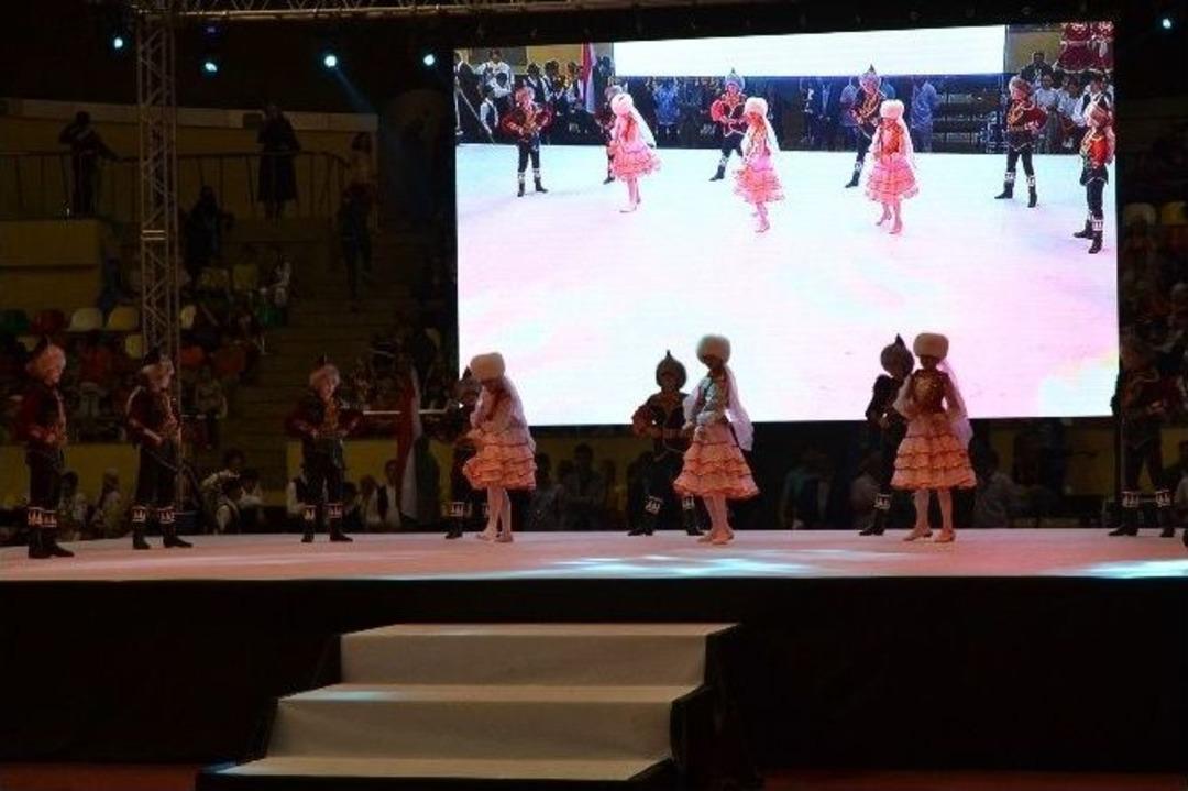 T&uuml;rk D&uuml;nyası &Ccedil;ocukları Bağcılar&rsquo;da Buluştu