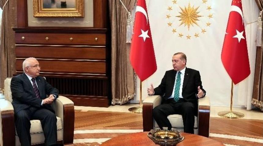 Cumhurbaşkanı Erdoğan, Tbmm Başkanı &Ccedil;i&ccedil;ek&rsquo;i Kabul Etti