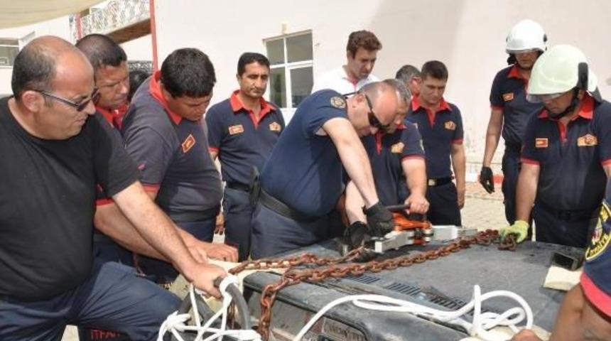 İtfaiyeciler Tatbikatla Eğitimi Tamamladı