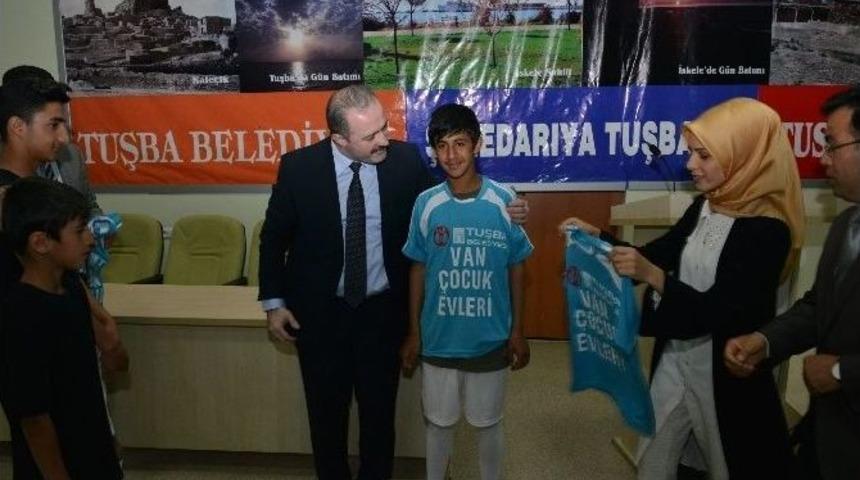 Tuşba Belediyesi&rsquo;nden Sportif Faaliyetlere Destek