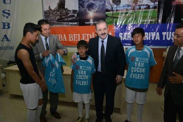 Tuşba Belediyesi’nden Sportif Faaliyetlere Destek