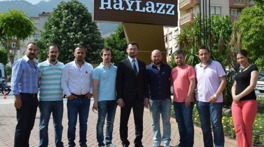 Magid &Uuml;yeleri Geleneksel Kahvaltıda Biraraya Geldi