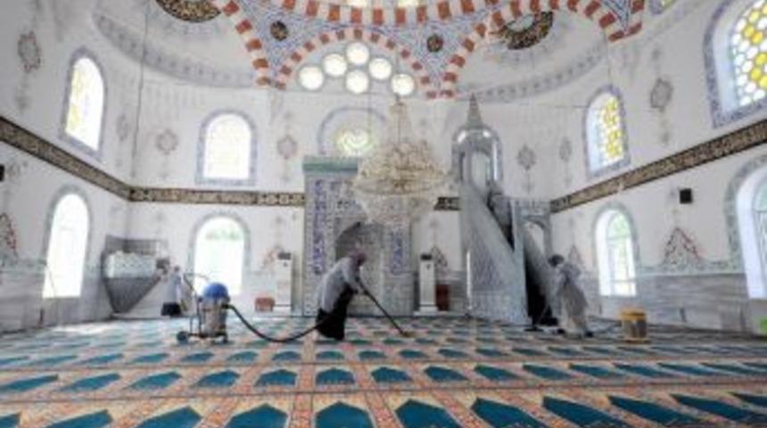 Başiskele Camileri Ramazan&rsquo;a Hazır