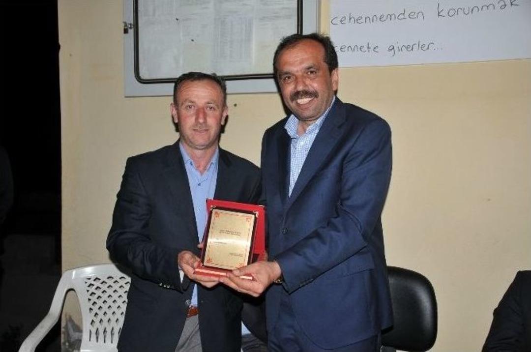 Ak Parti Milletvekili Adayı Muhammet Balta, Her Gittiği Yerde B&uuml;y&uuml;k İlgiyle Karşılaşıyor