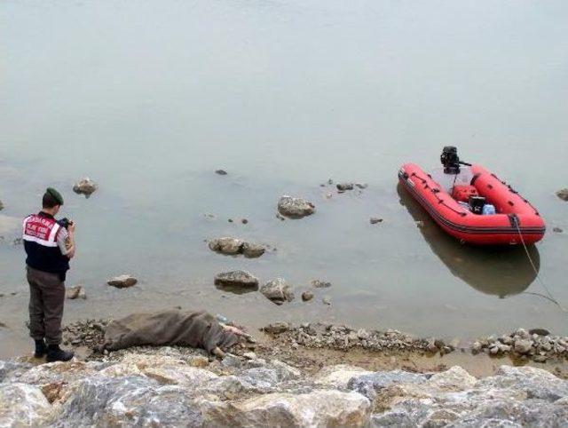 Kayıp Kadının Cesedi Filyos Çayı'nda Bulundu