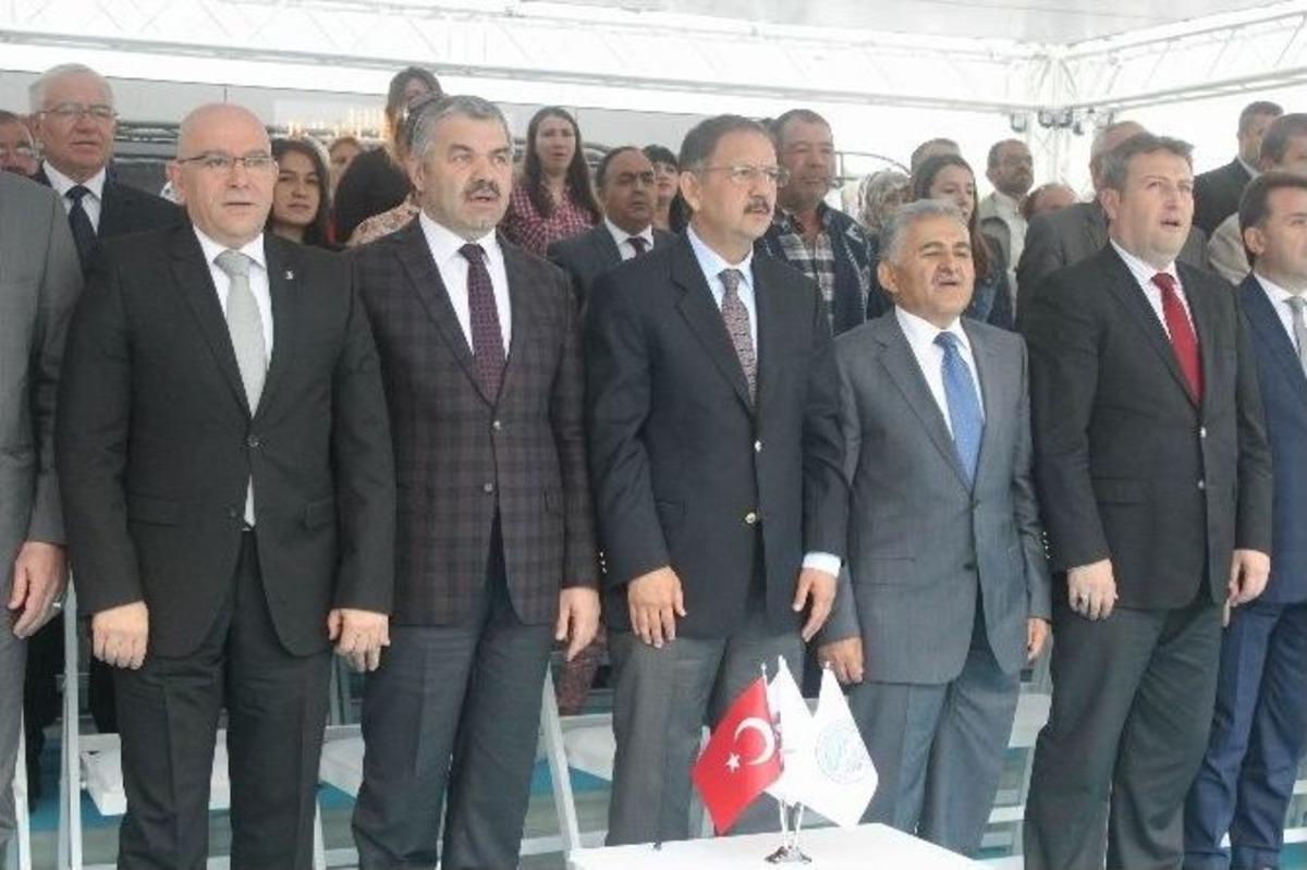 B&uuml;y&uuml;kşehir Belediyesi Ulaşıma Can Kattı