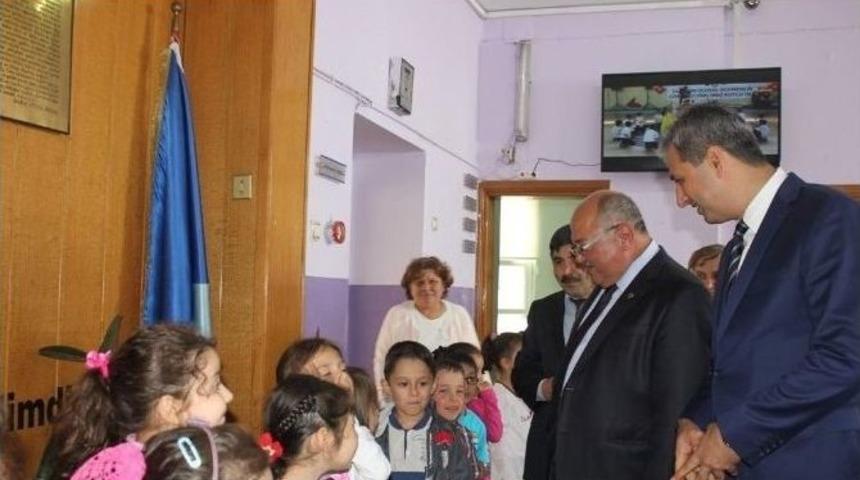 Zonguldak Halk Sağlığı M&uuml;d&uuml;rl&uuml;ğ&uuml; &Ouml;ğrencilere G&ouml;z Ve Ağız Diş Sağlığı Taraması Yapıldı