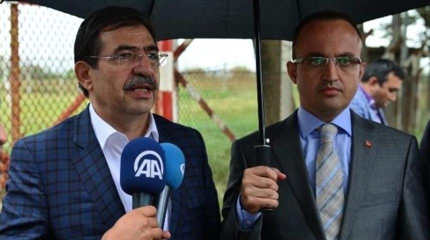 &Ccedil;evre Ve Şehircilik Bakanı İdris G&uuml;ll&uuml;ce: