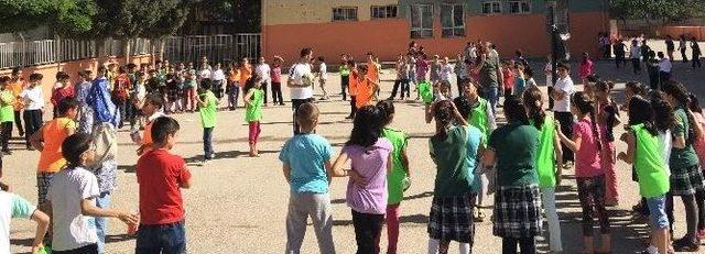 Şehit Adem Yavuz İlkokulu Çocuk Oyunları Şenlikleri Başladı