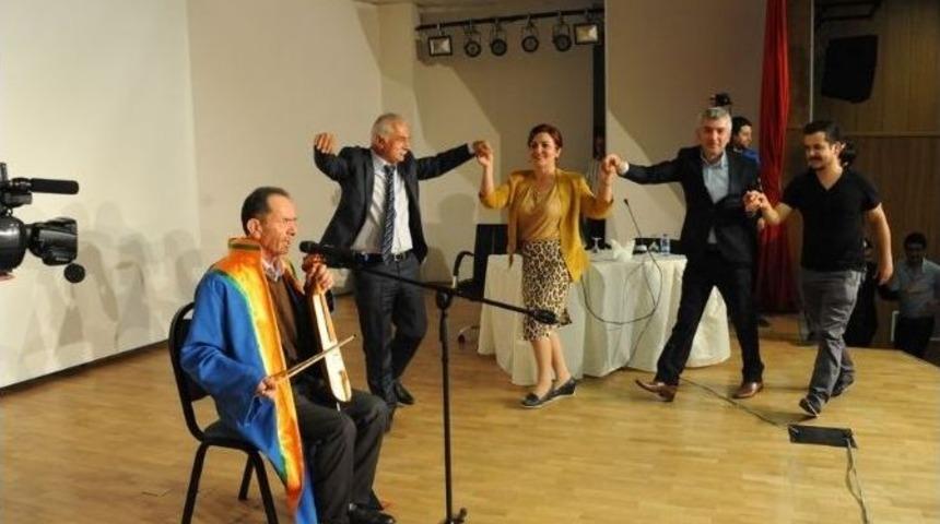 Kemen&ccedil;e &Uuml;stadına Fahri Doktora