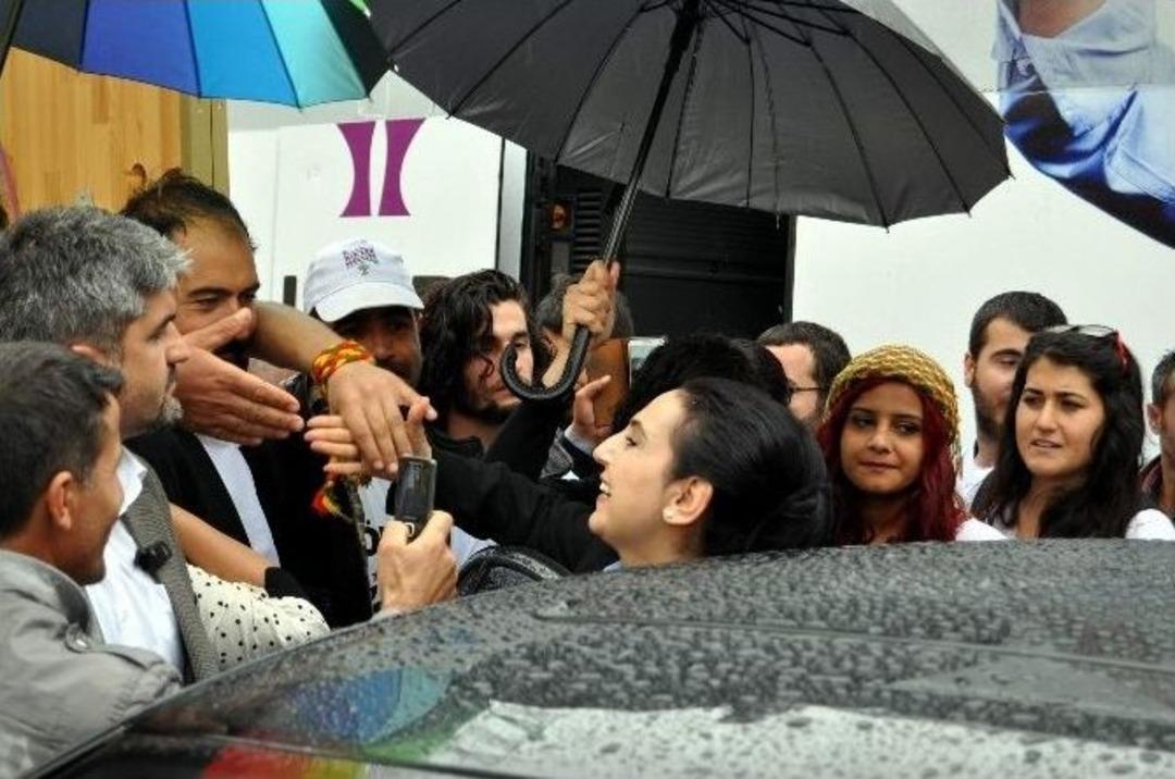 Hdp Eş Genel Başkanı Figen Y&uuml;ksekdağ: