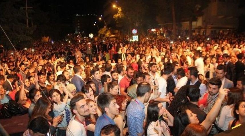 &Ccedil;ankırı Belediyesi&rsquo;nin Gen&ccedil;lik Konseri